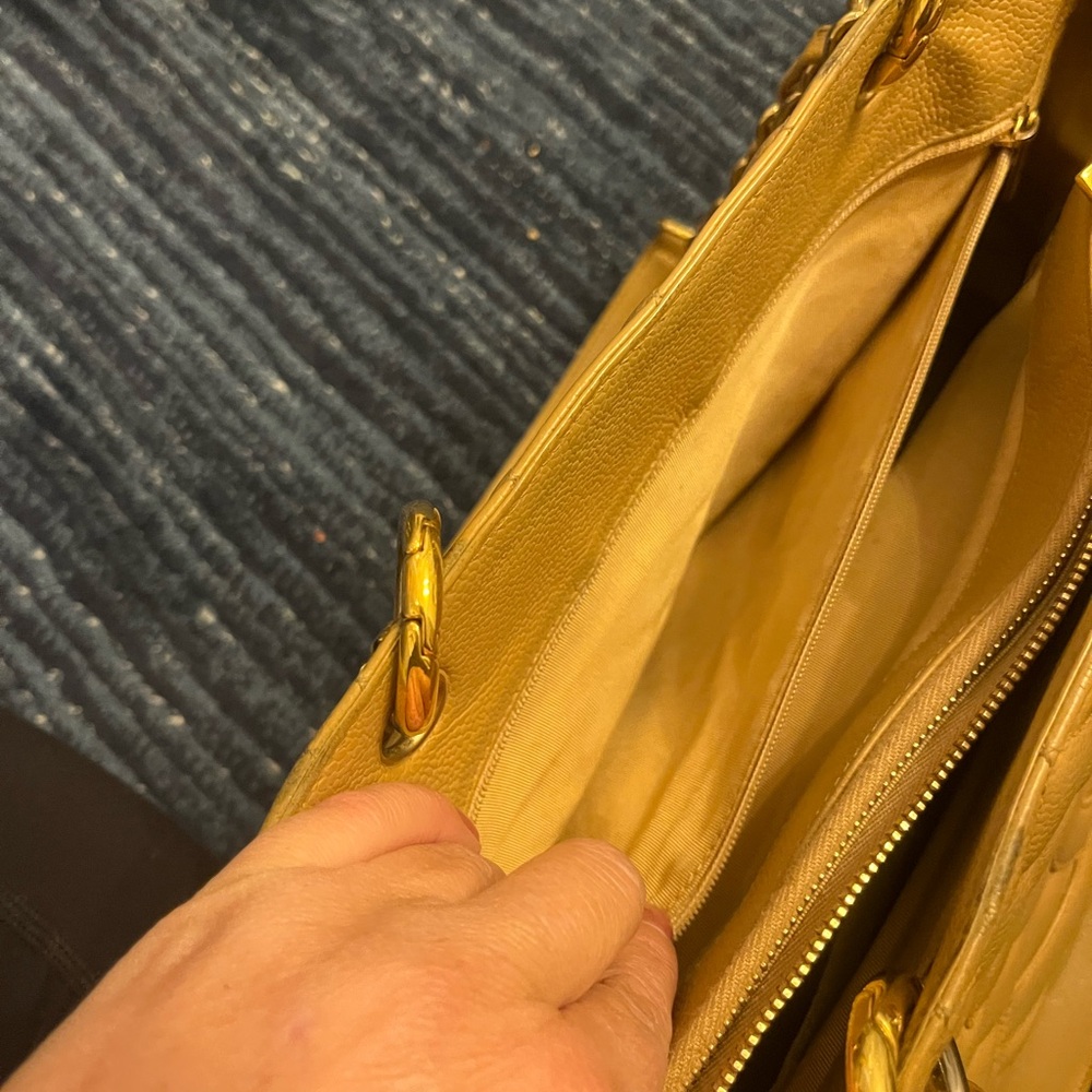 Chanel Tan Quilted Leather Tote Bag - Picture 5 of 16
